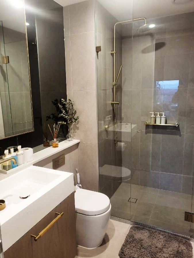 Modern&cozy Life In Sky Garden 5min From Station Glen Waverley